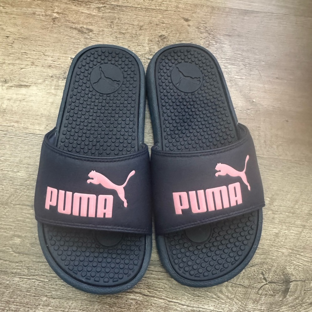 Puma Kids Slide Sandals - Dark Blue and Light Pink